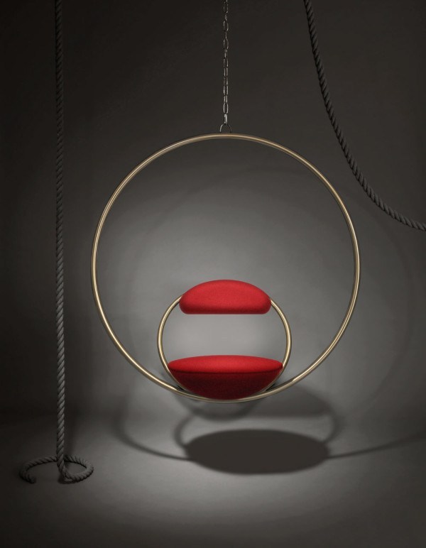 Hanging-Hoop-Chair--lifestyle