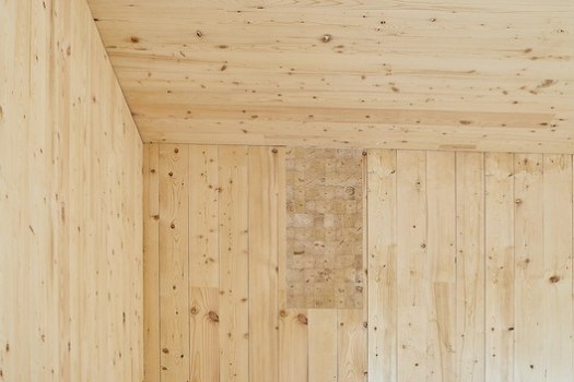 Cross-Laminated-Timber Cottage / Kariouk Associates. Image © Photolux Studio (Christian Lalonde)