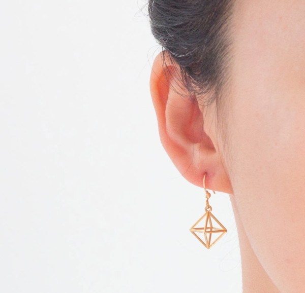 Alminty3D-jewelry-octahedron-18k-gold-plated-person_1024x1024
