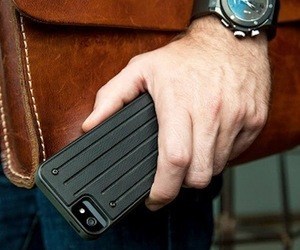 Caliber-case-for-the-iphone-m